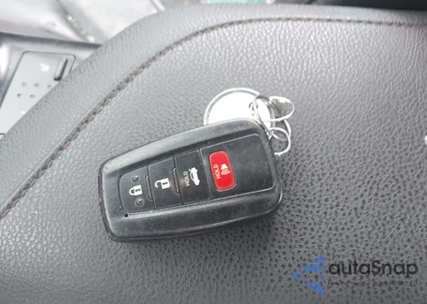 2018 Toyota Camry Xle z USA, uszkodzony, nr VIN 4T1B11HK3JU069451